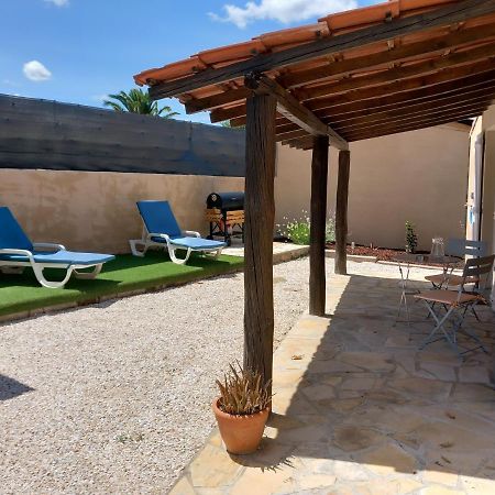 Studio Independant Dans Villa Neffies Exteriér fotografie